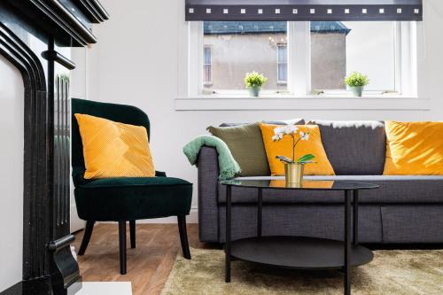 Bo'ness Apartment | 3Bedroom Apartment-Free Parking