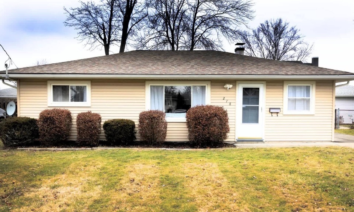 Berea House | 3BR 1Bath | Fully Fenced Yard with Garage