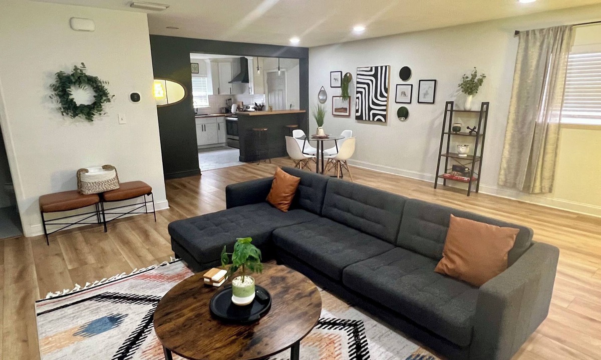 Tampa House | 3BR, 2BA Near Tampa Hospitals & Downtown