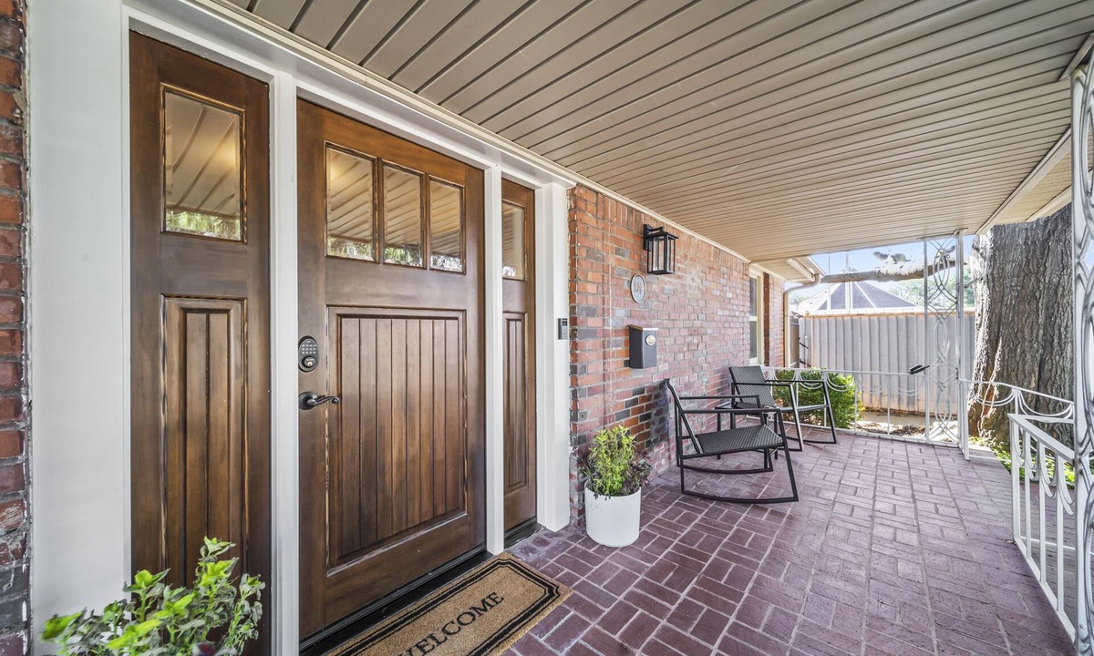 Turner Park House | 3BR/3BA 1940s Bungalow Near Expo Square. Pet friendly!