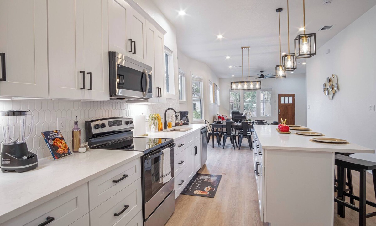 Eastside Promise Neighborhood Apartment | 3br/3ba Urban Escape Just Minutes From Downtown!