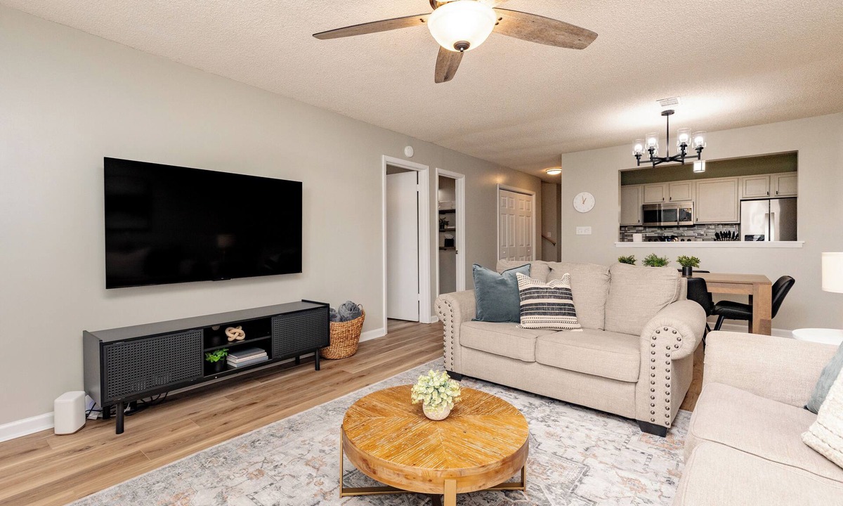 Warner Robins House | 3BR 3Bath Townhome | Pet Friendly