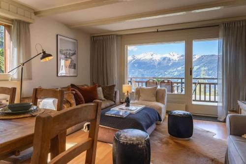 Verbier Apartment | 3BR Central Pool Sauna Gym & Views