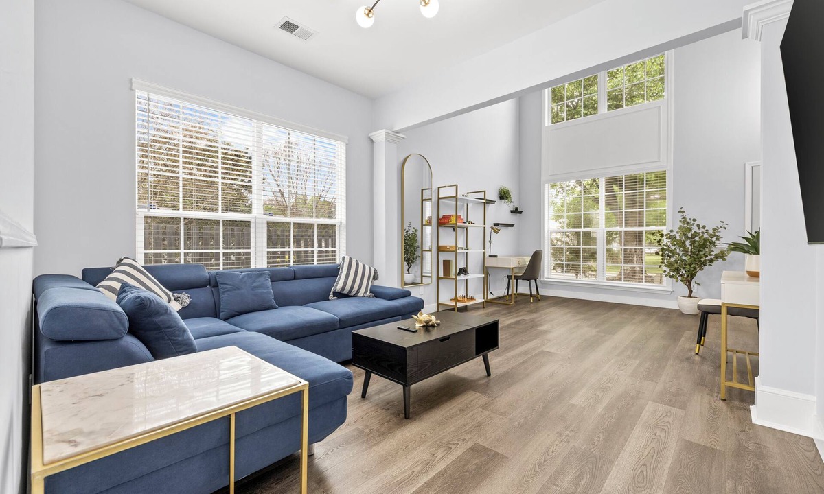 Charlotte House | 3BR Family Retreat with Modern Comforts