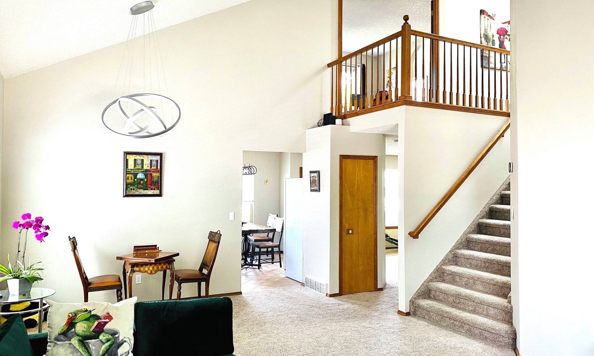 Briargate House | 3br home + 2br guest unit close to USAFA