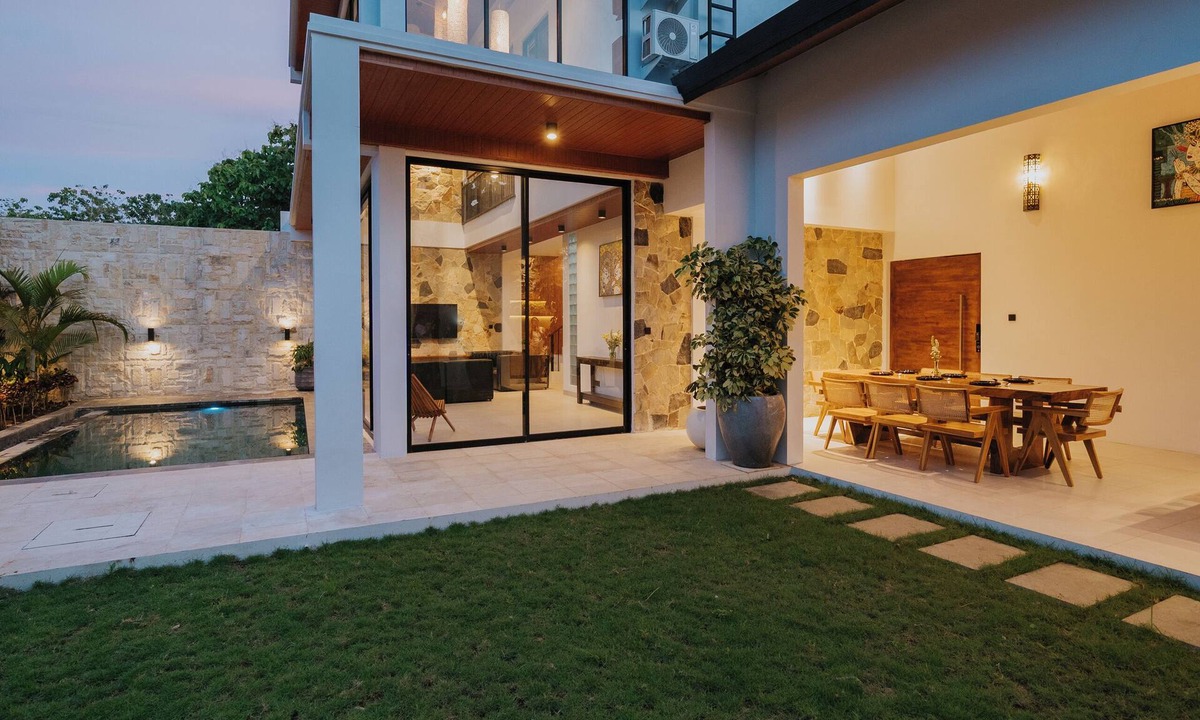 Bukit Villa | 3BR Villa w/Pool & High Ceilings near Pandawa beach