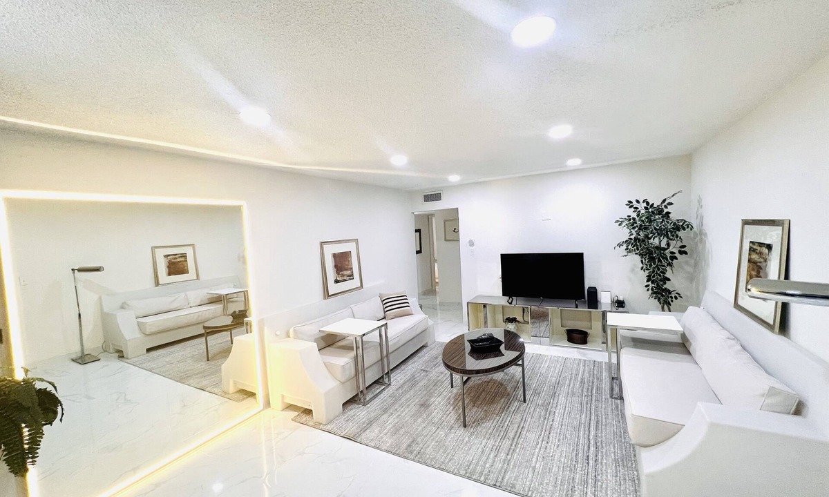 Beverly Green Apartment | 3BRApartment,LasVegas,Stripnext,Sale,nearLVCC,Bestlocation,Wifi,NEWYEAR,mostLOVE
