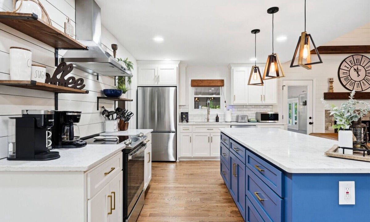 Woodstock House | 3King B | Firepit | Pet-Friendly | Short Walk DT