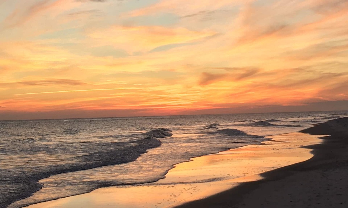 Gulf Shores Condo | 3rd Floor Condo Overlooking the Beach. Super clean!