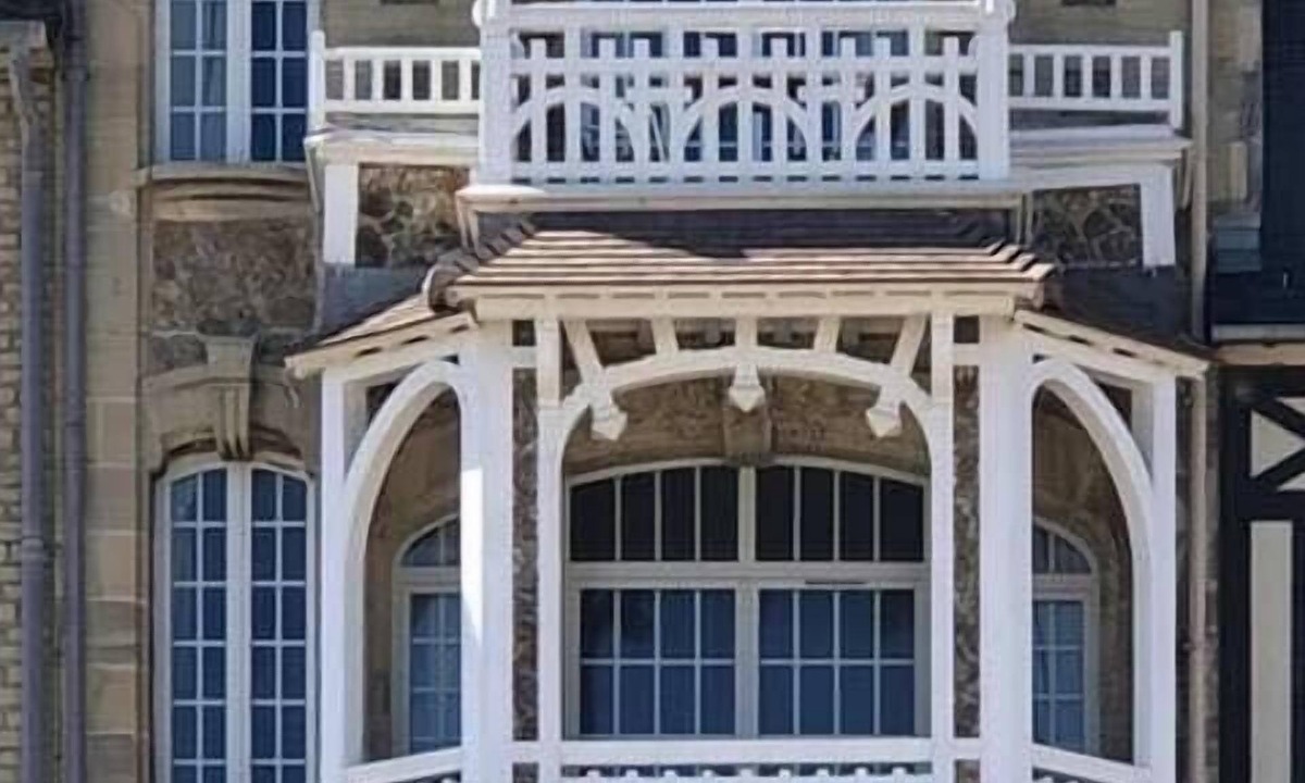 Saint-Regnobert-de-la-Cote-de-Nacre Apartment | 3rd floor Facing the sea Villa La Loggia 1901