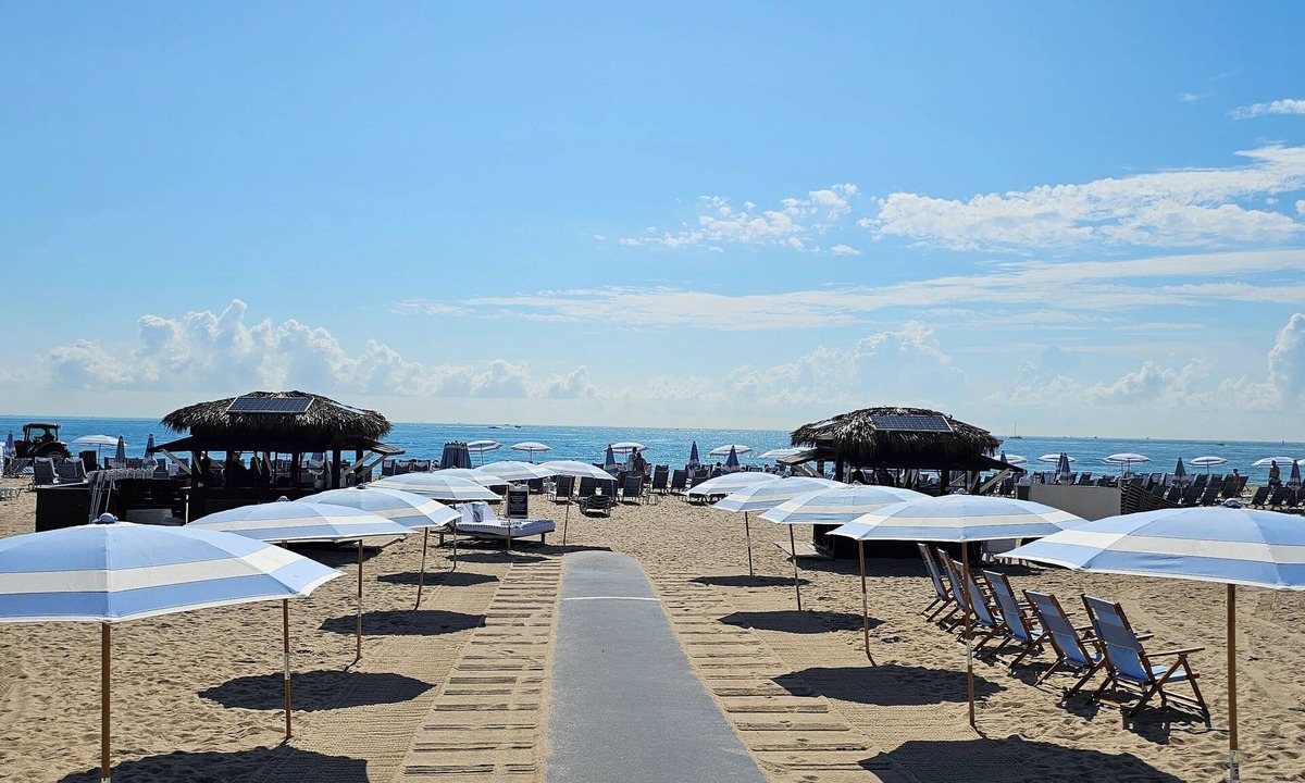Central Beach Resort | 4,000+ sq ft beachfront residence + PRIVATE BEACH Resort & Spa by Marriott