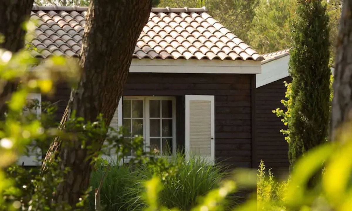 Aubais House | 4-5 Person Danish Chalet - La Villa Vicha