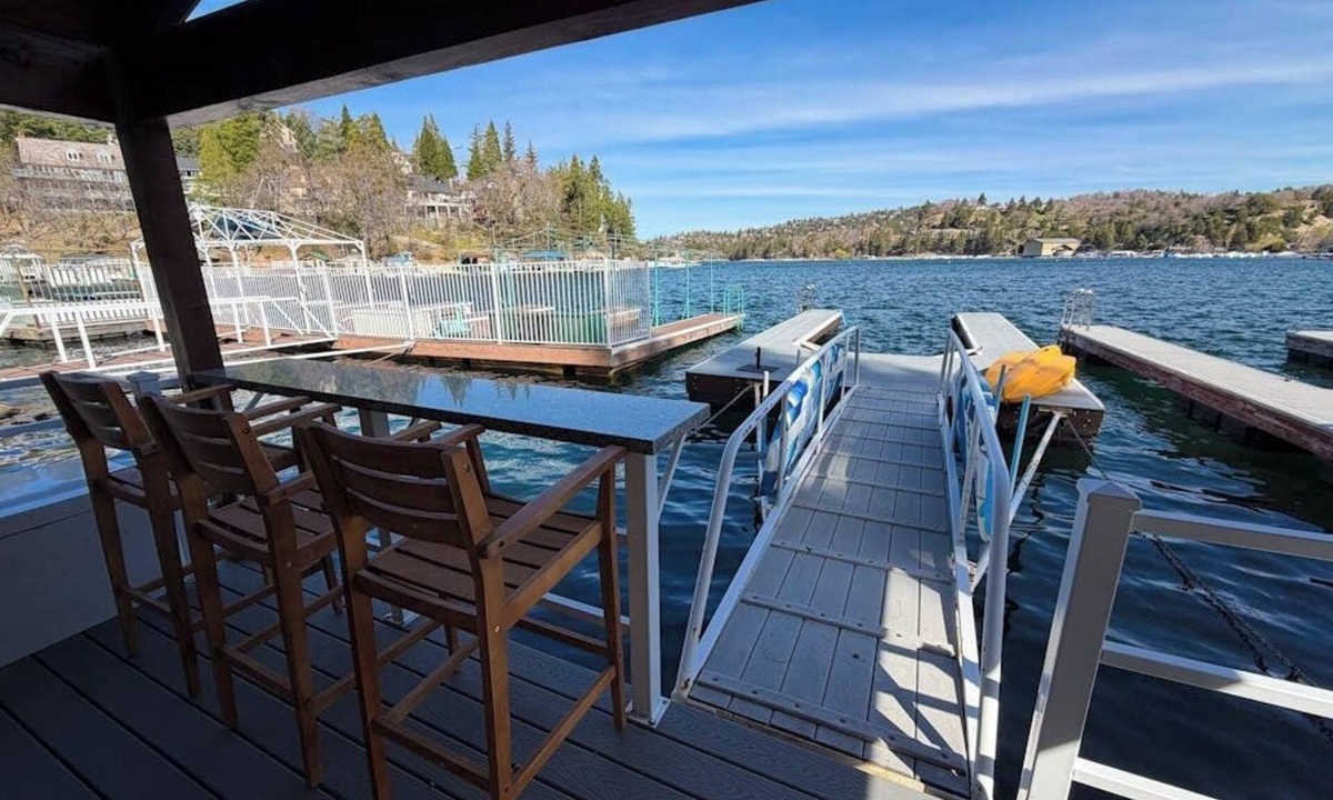 Cedar Glen House | 4 BD W/Lake Access, Grill, Fire Pit, A/C, Optional Dock
