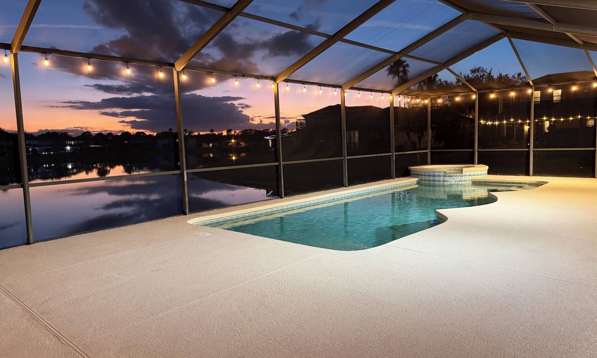Sunset Lakes House | 4 Bed,3.5 Bath, 2 Masters Sf Pool/Kiddie Pool, Lakeside