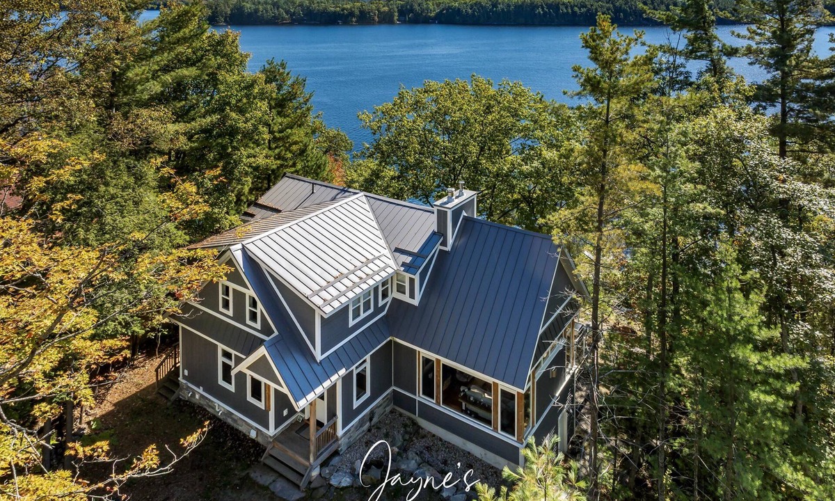 Minett Cottage | 4 bed 4 bath cottage on Lake Rosseau