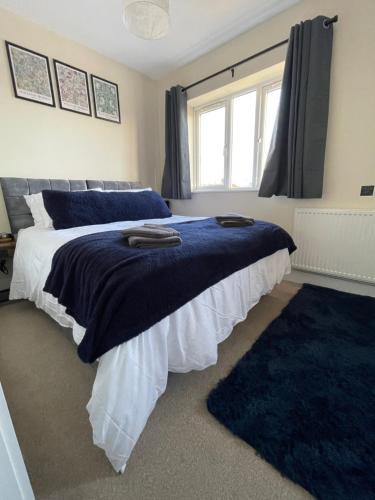 Bilston House | 4 bed house perfect for contractors