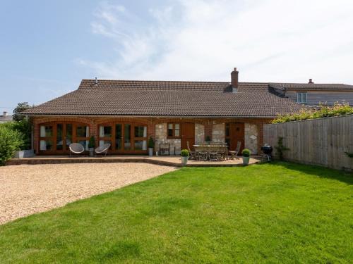 Bembridge House | 4 Bed in Bembridge IC130