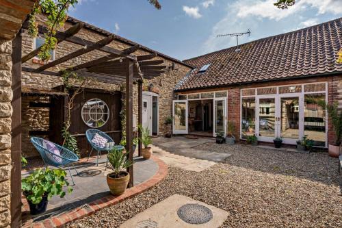 Scawton House | 4 Bed in Cawton oc-t32408