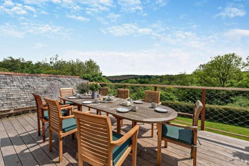 Barnstaple House | 4 Bed in Goodleigh oc-e29107