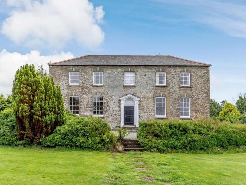 Wadebridge House | 4 Bed in Padstow PENDA