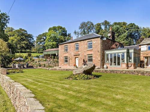 Wincle House | 4 Bed in Wincle 95651