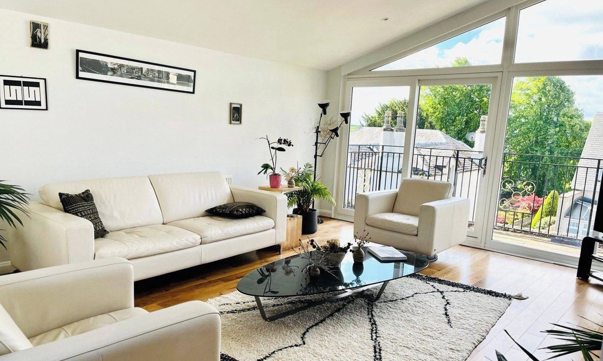 Broughty Ferry House | 4-Bed Seaside Dream House - Sleeps 8 & Parking