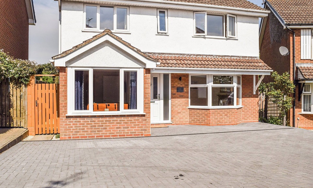 Shipston on Stour Cottage | 4 bedroom accommodation in Shipston on Stour