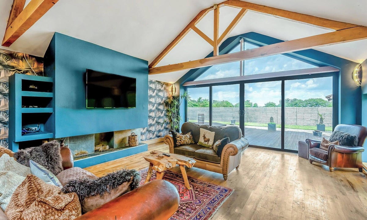 Skegness Cottage | 4 bedroom accommodation in Burgh le Marsh