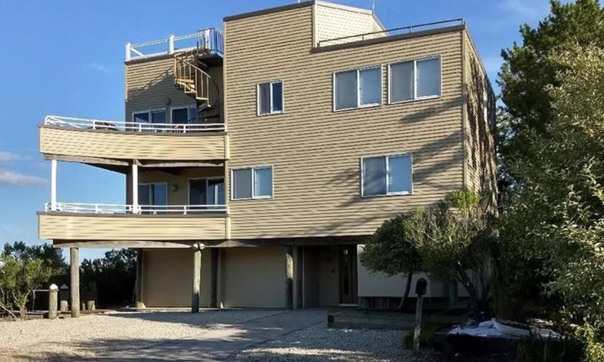 High Bar Harbor House | 4 bedroom accommodation in High Bar Harbor