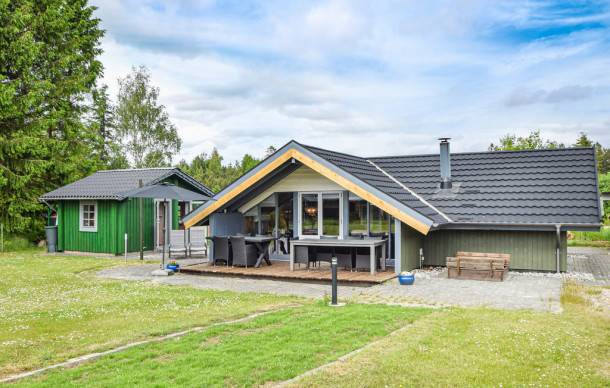 Funder Kirkeby House | 4 bedroom accommodation in Silkeborg