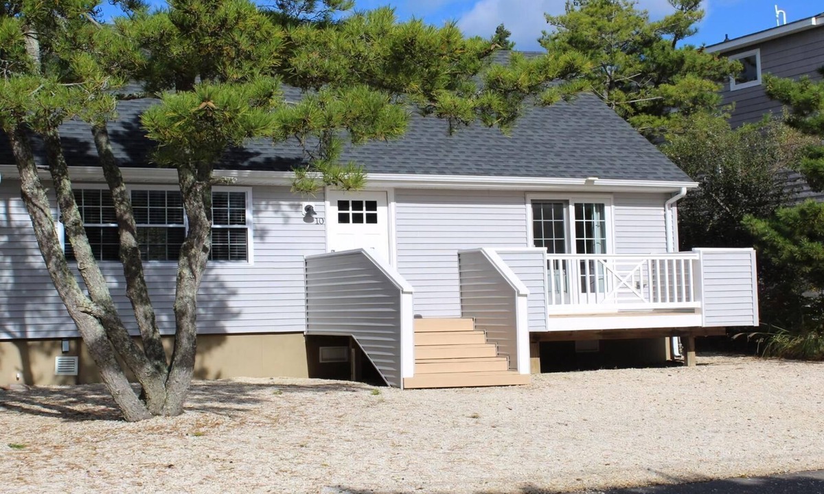 Harvey Cedars House | 4 bedroom accommodation in Harvey Cedars