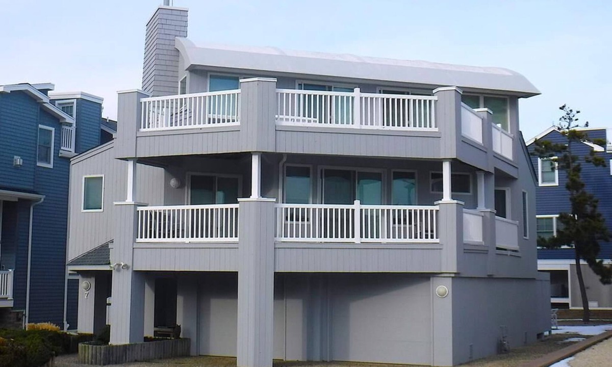 Harvey Cedars House | 4 bedroom accommodation in Harvey Cedars
