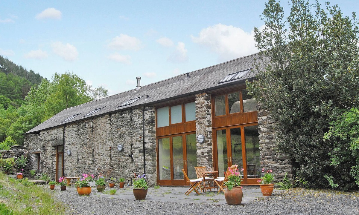 Abergynolwyn Cottage | 4 bedroom accommodation in Abergynolwyn