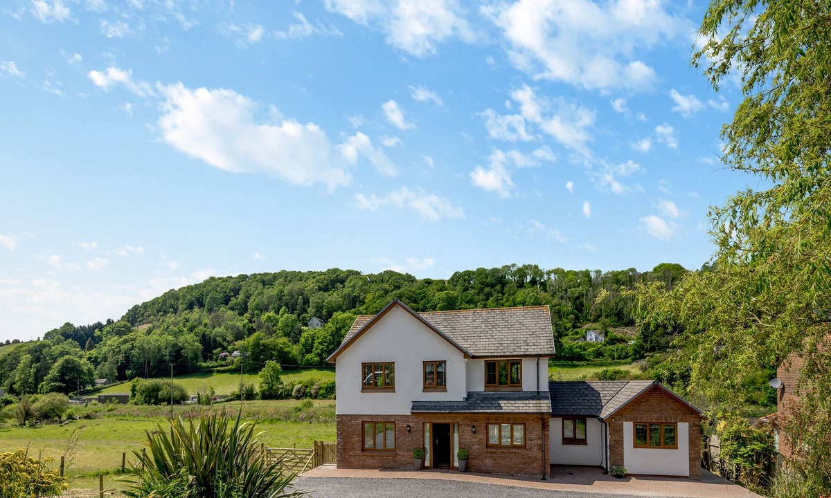 Llandre Cottage | 4 bedroom accommodation in Aberystwyth