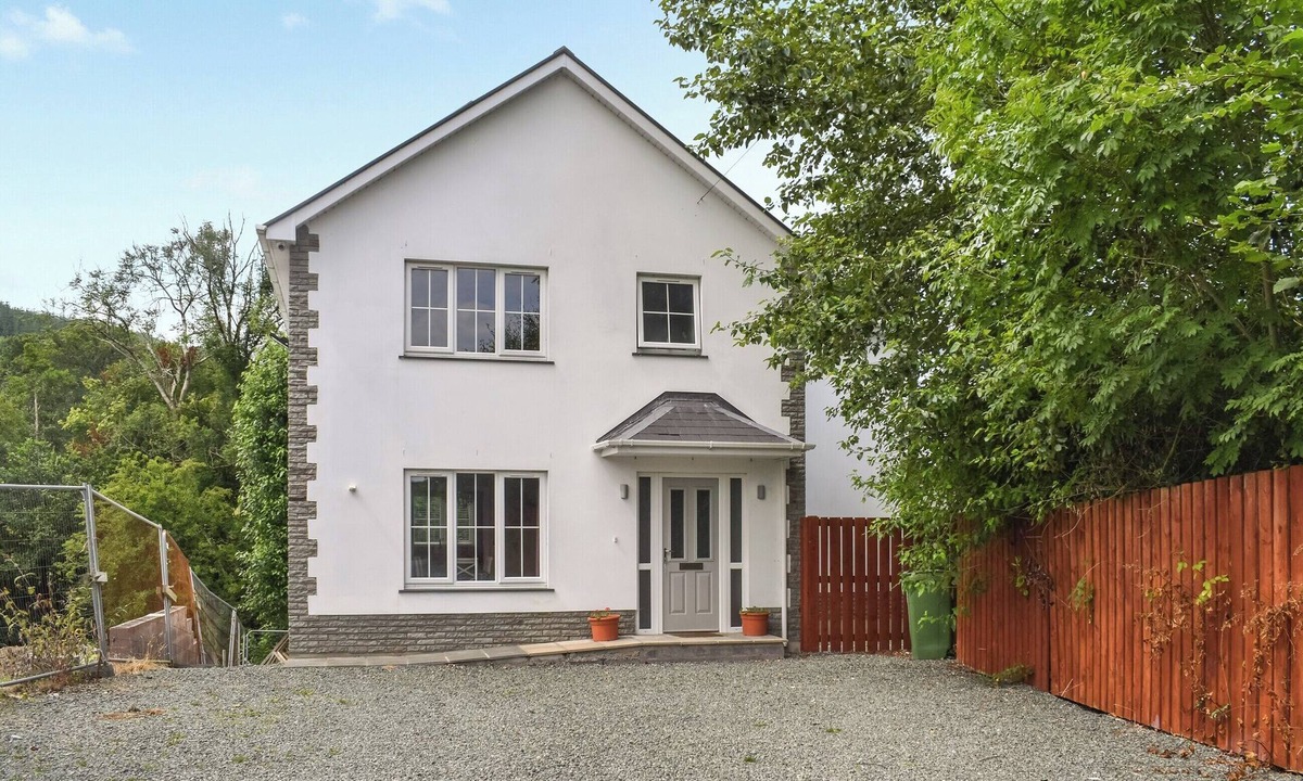 Aberystwyth Cottage | 4 bedroom accommodation in Aberystwyth