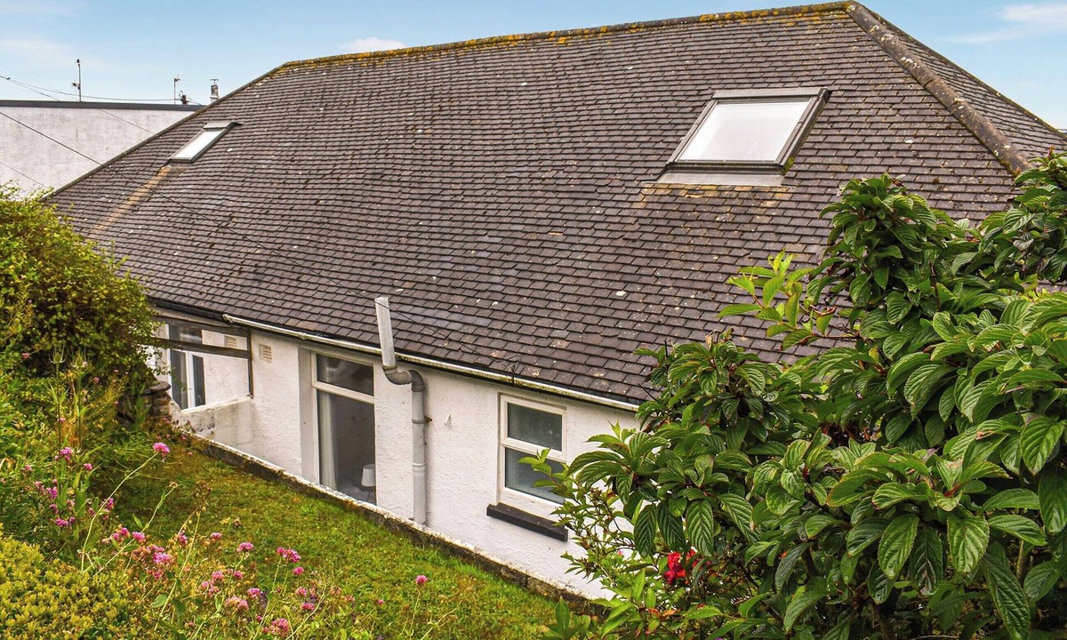 Perranporth Cottage | 4 bedroom accommodation in Perranporth