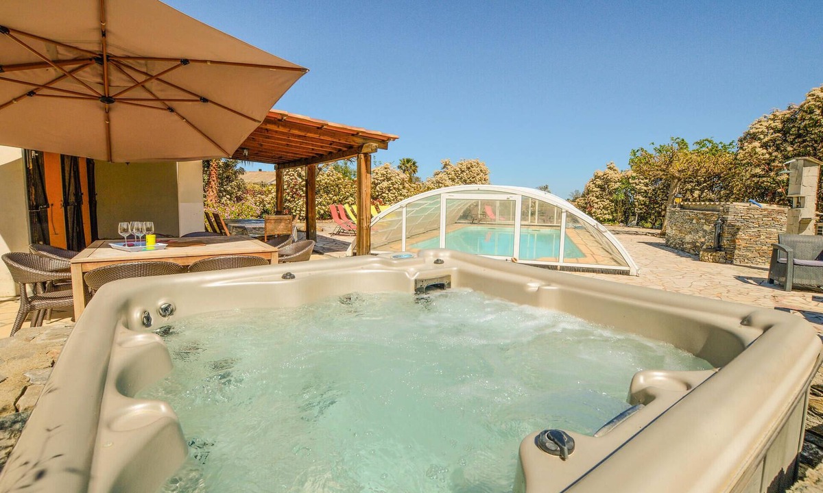 Casamozza House | 4 bedroom accommodation in Linguizetta