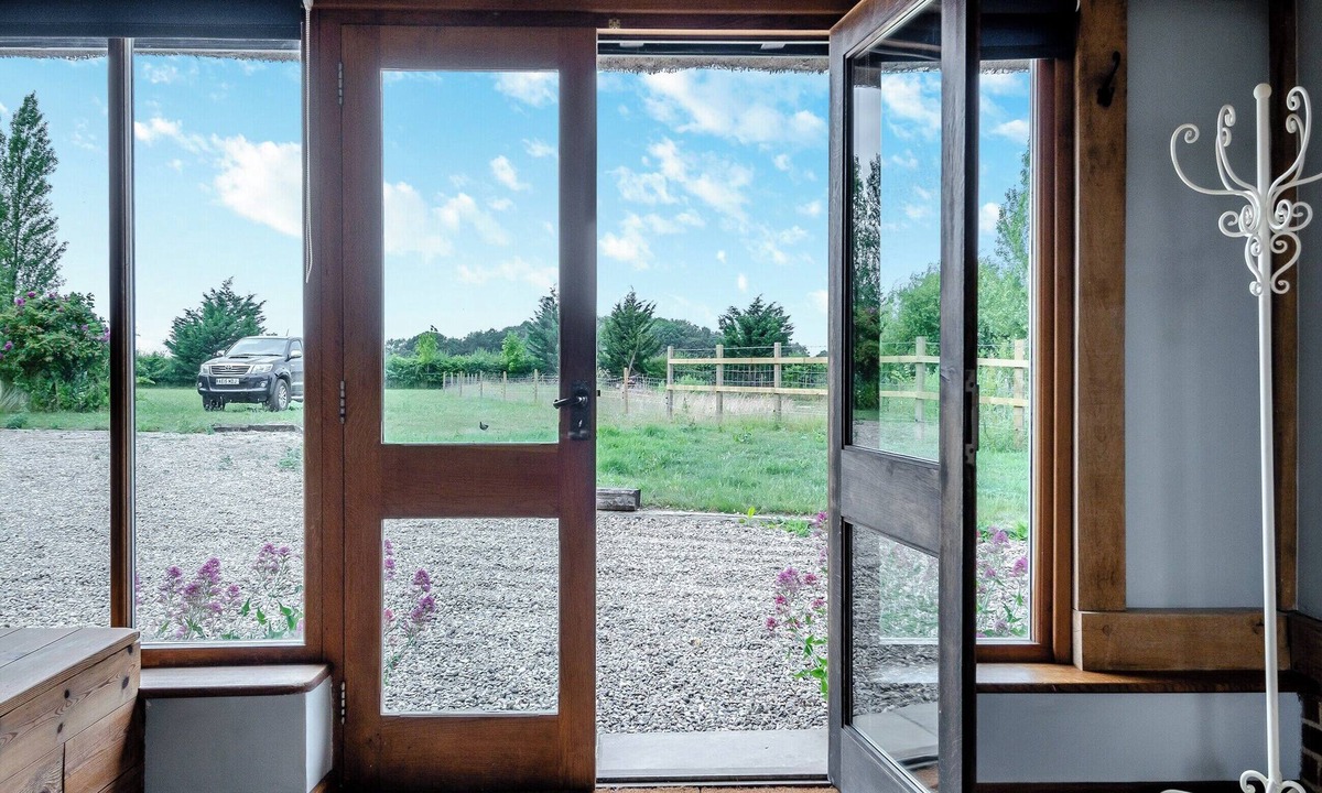 Halesworth Cottage | 4 bedroom accommodation in Halesworth