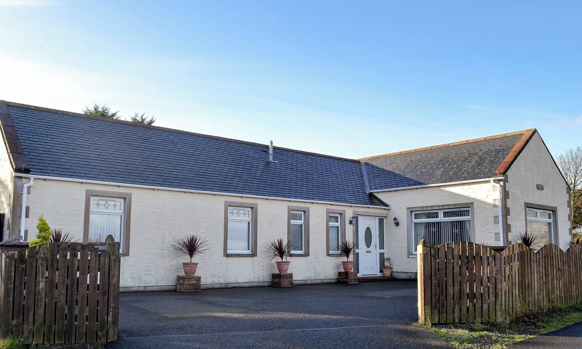 Southerness Cottage | 4 bedroom accommodation in Sandyhills