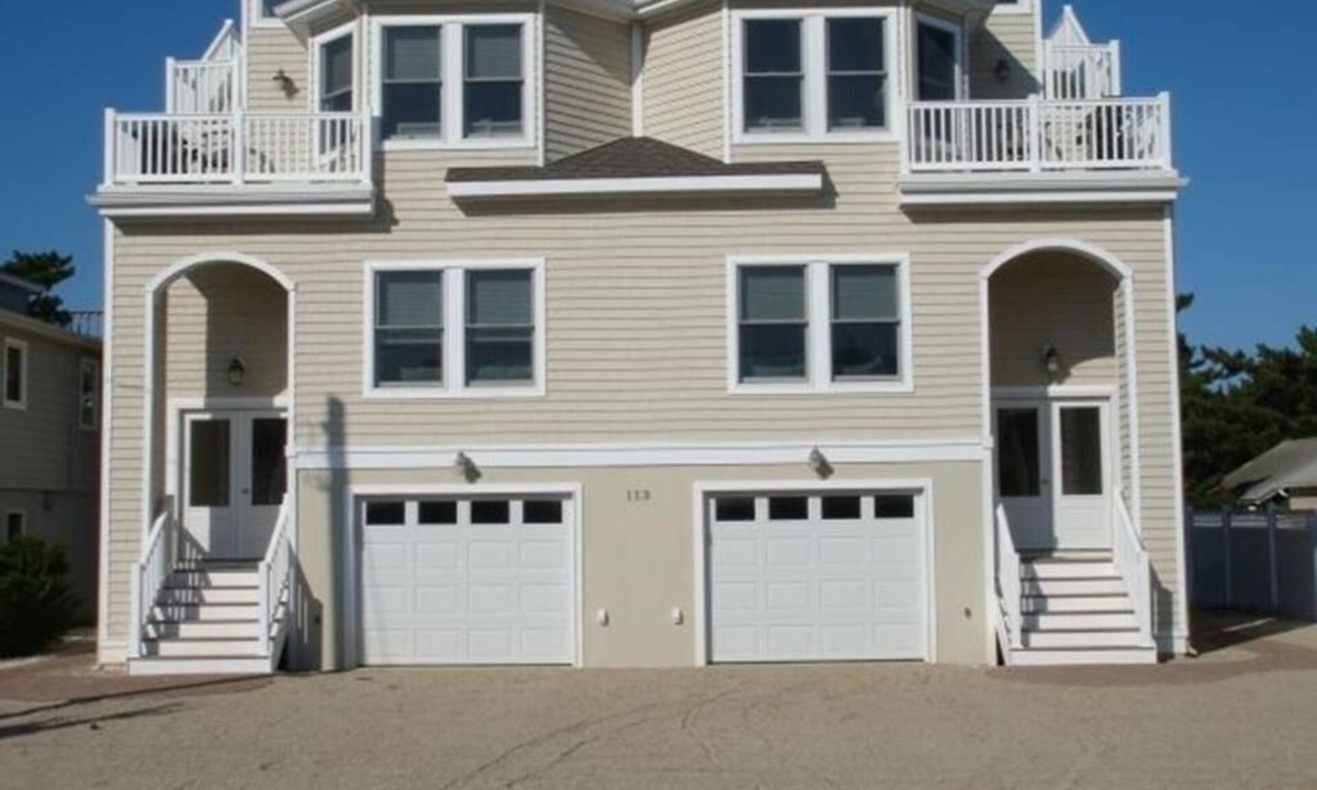 North Beach Haven Condo | 4 bedroom accommodation in Spray Beach