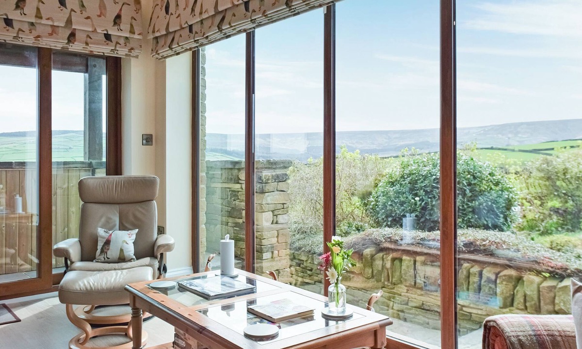 Holmfirth Cottage | 4 bedroom accommodation in Holmfirth