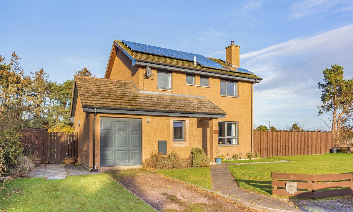Balloch Cottage | 4 bedroom accommodation in Inverness
