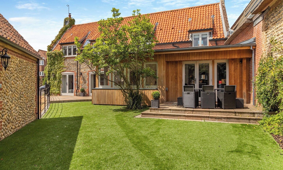 Mundesley Cottage | 4 bedroom accommodation in Mundesley