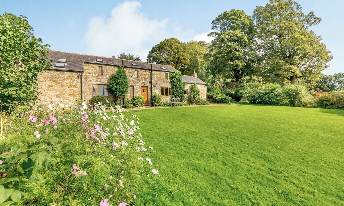 Brampton Cottage | 4 bedroom accommodation in Carlisle