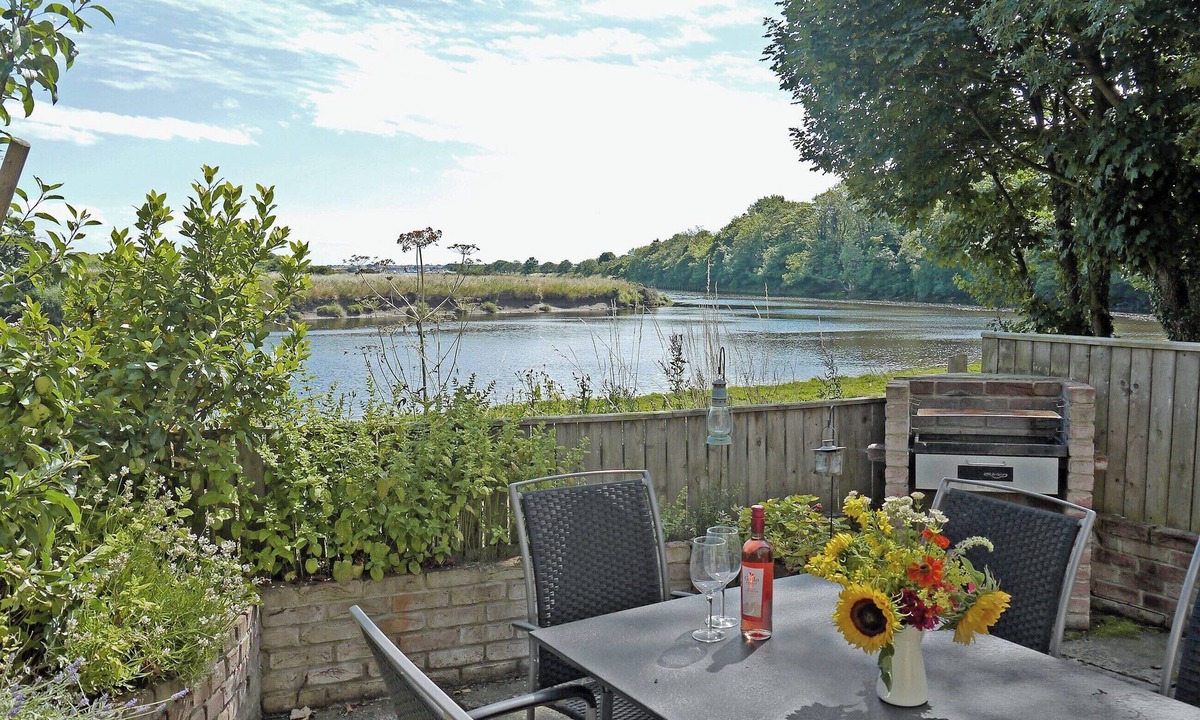 Warkworth Cottage | 4 bedroom accommodation in Warkworth