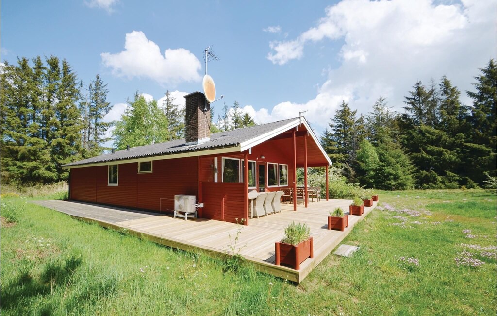 Nørklit House | 4 bedroom accommodation in Frøstrup