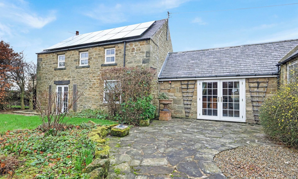 Cramlington Cottage | 4 bedroom accommodation in Morpeth