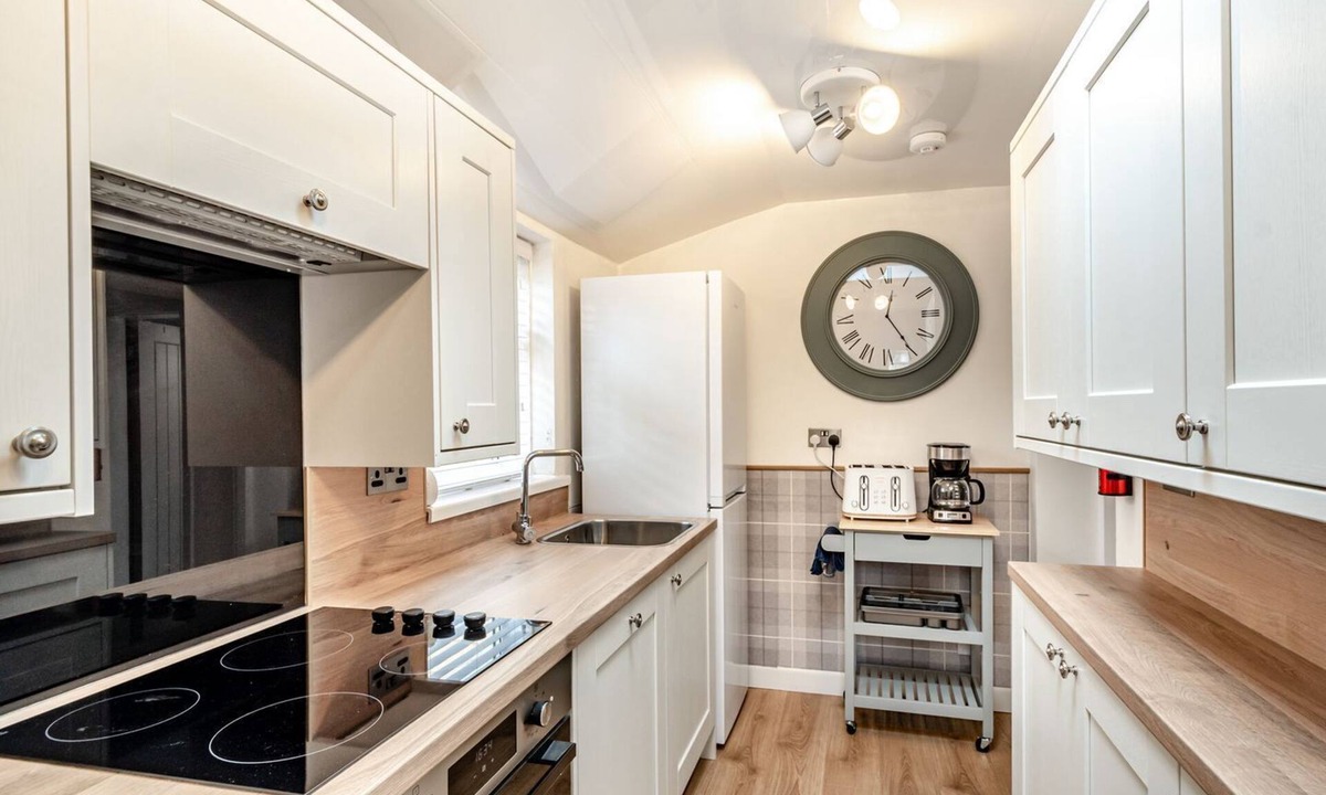 Girvan Cottage | 4 bedroom accommodation in Girvan