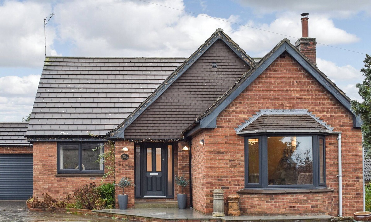 Aislaby Cottage | 4 bedroom accommodation in Sleights, near Whitby