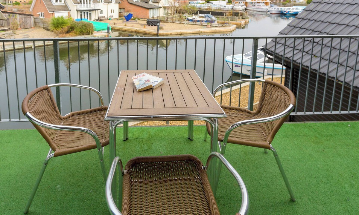 Hoveton Cottage | 4 bedroom accommodation in Wroxham